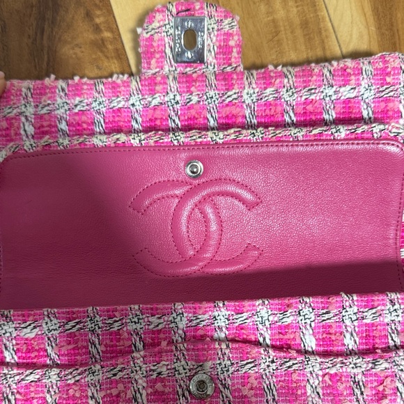 CHANEL Medium Classic Double Flap Tweed Bag - Picture 7 of 12
